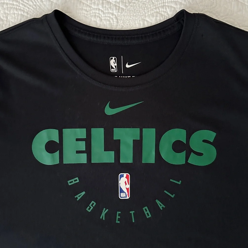 Women's Nike Black Boston Celtics Team Practice Performance T-Shirt XL